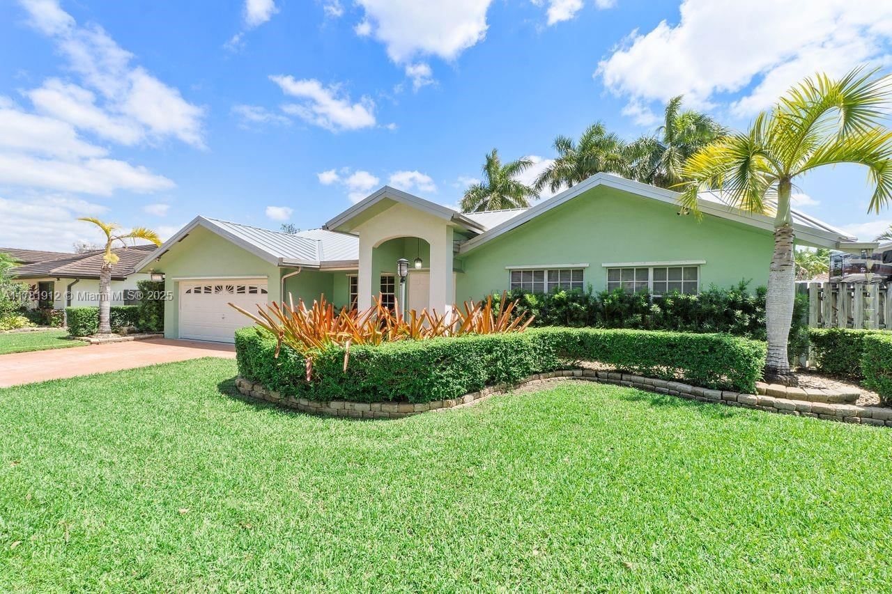 Real estate property located at 14021 153rd Ave, Miami-dade, Daxal Sub 1st Addn, Miami, FL