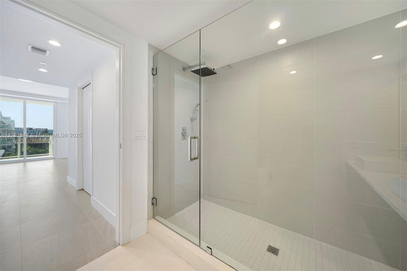 Real estate property located at 1150 102nd St #603, Miami-dade, Le Jardin House Condo, Bay Harbor Islands, FL