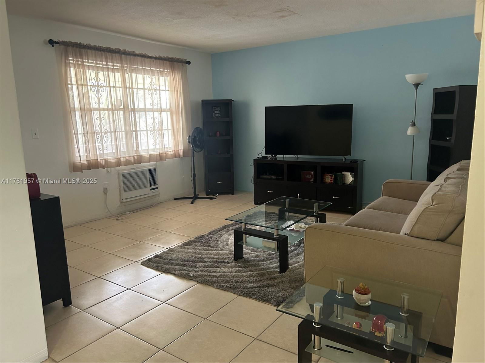 Real estate property located at 1355 167th St #307, Miami-dade, Mar-len Gardens No 9 Corp, Miami, FL