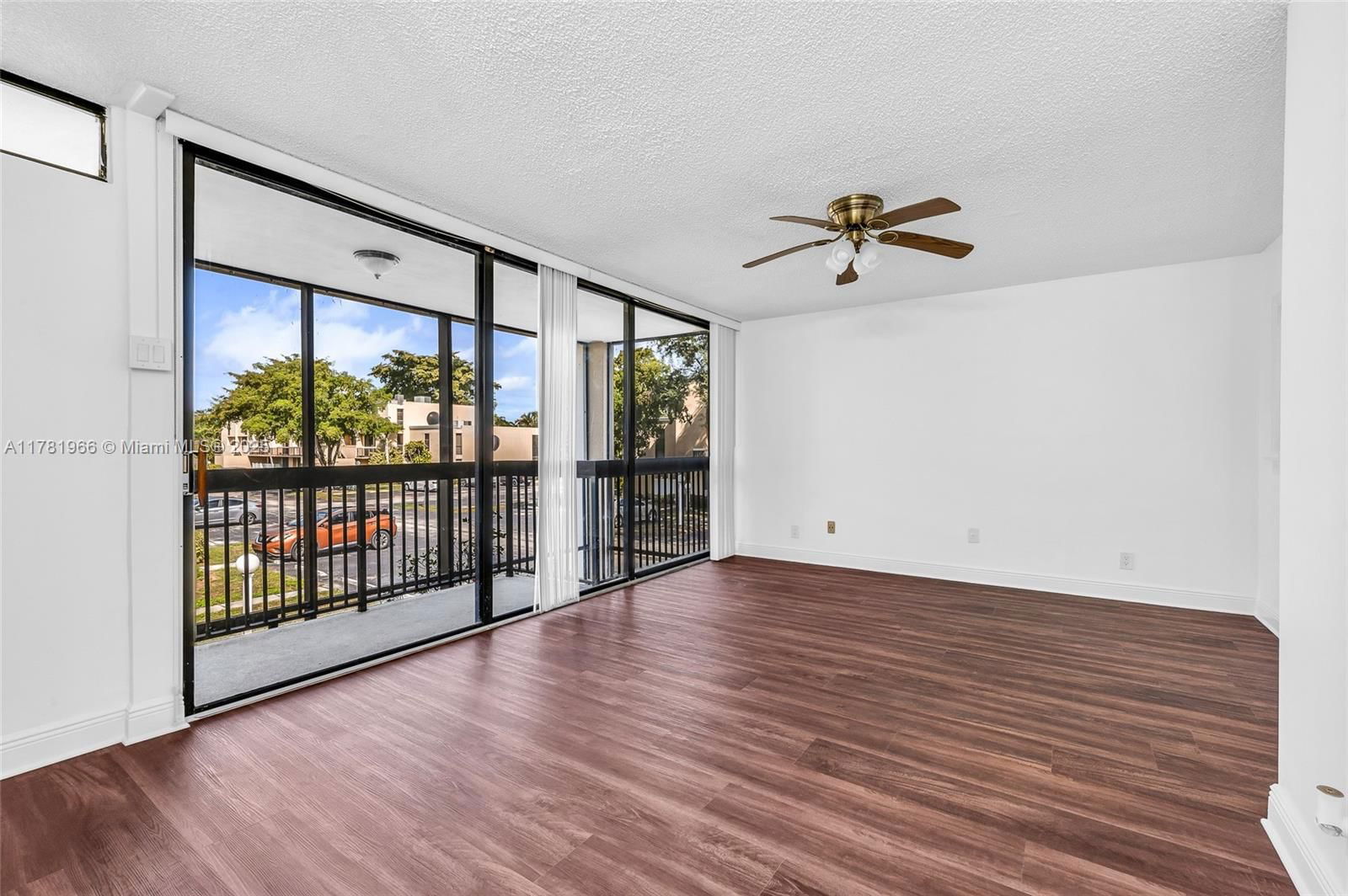 Real estate property located at 2821 87th Ave #808, Broward, Harvest Section Four Cond, Davie, FL