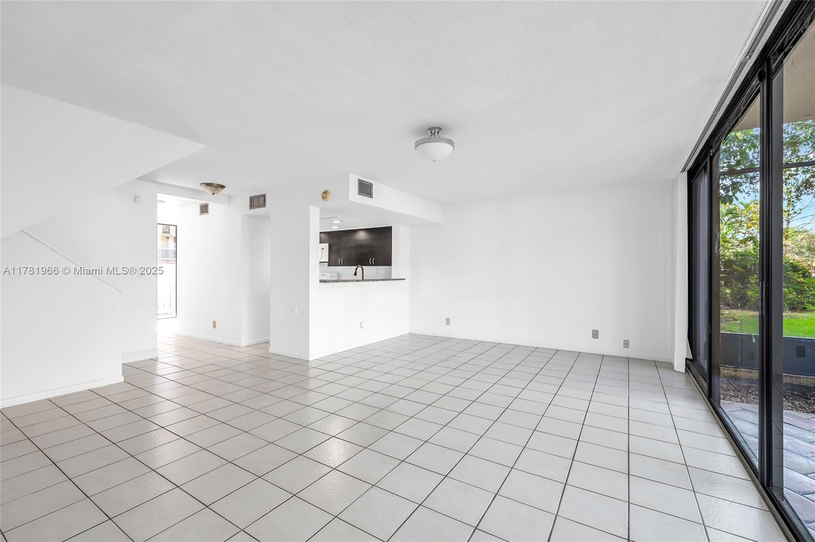 Real estate property located at 2821 87th Ave #808, Broward, Harvest Section Four Cond, Davie, FL