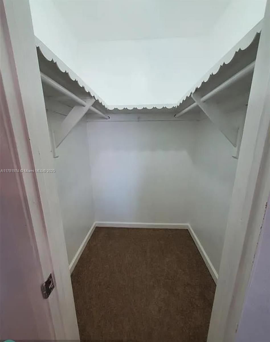 Real estate property located at 651 Pine Dr #305, Broward, Garden Isles 2 Co-op, Pompano Beach, FL