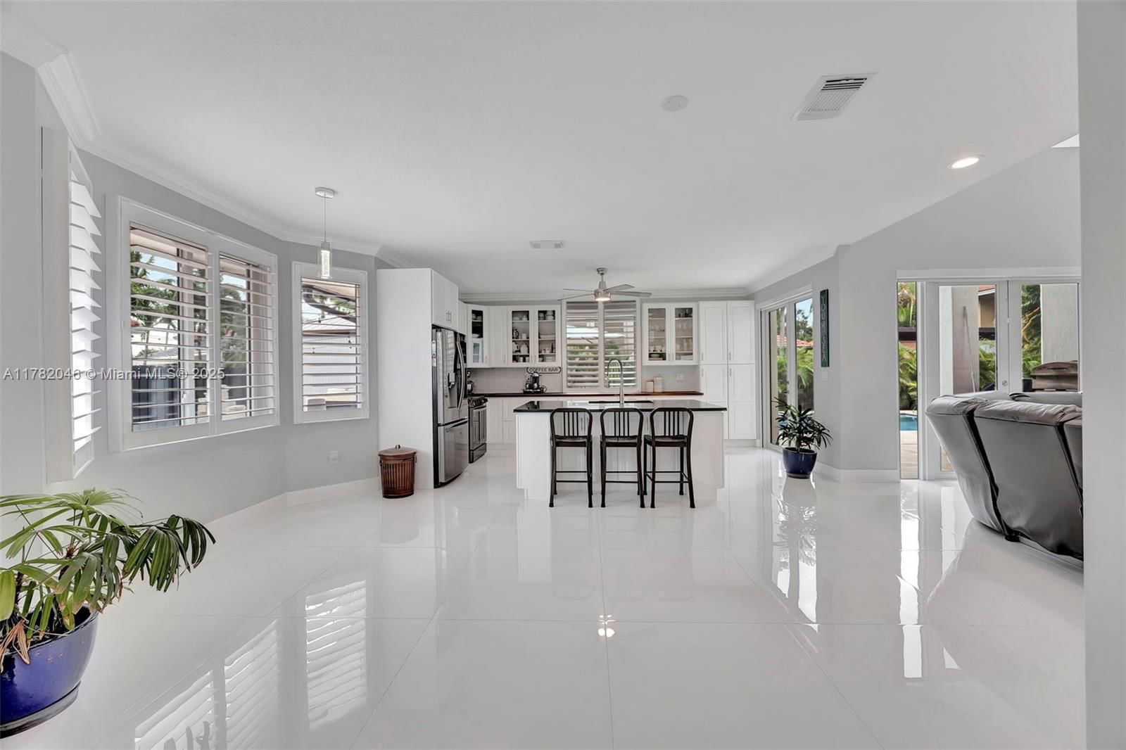 Real estate property located at 9663 158th Ct, Miami-dade, Garden Hills Sub 1st Addn, Miami, FL