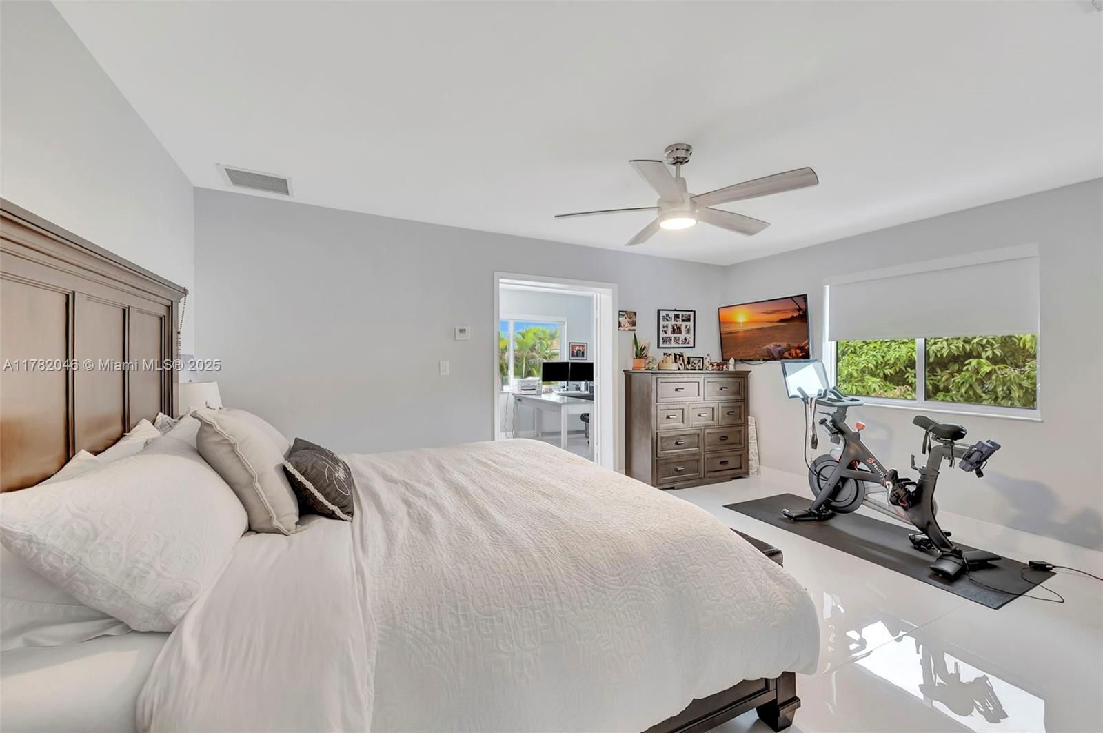 Real estate property located at 9663 158th Ct, Miami-dade, Garden Hills Sub 1st Addn, Miami, FL