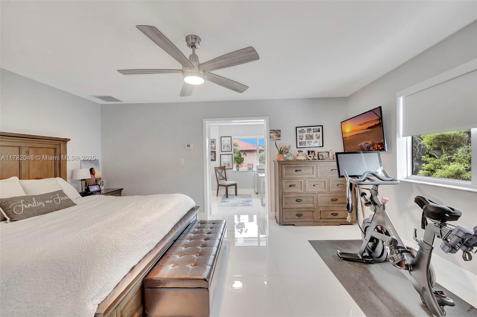 Real estate property located at 9663 158th Ct, Miami-dade, Garden Hills Sub 1st Addn, Miami, FL