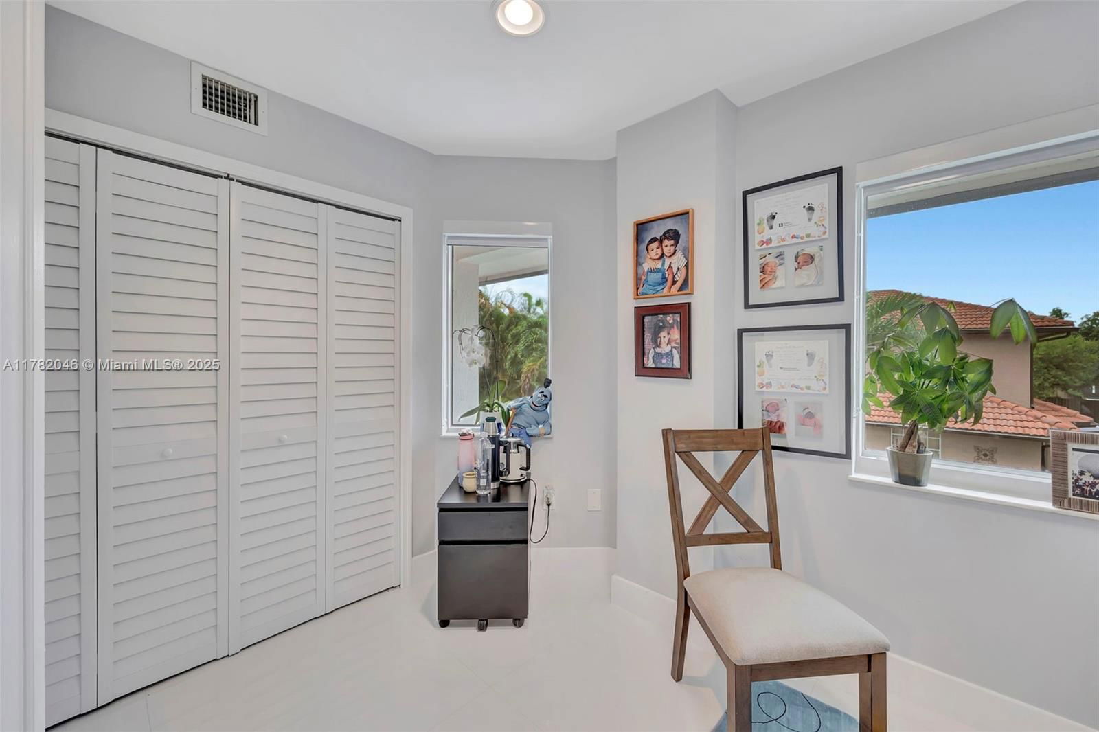 Real estate property located at 9663 158th Ct, Miami-dade, Garden Hills Sub 1st Addn, Miami, FL