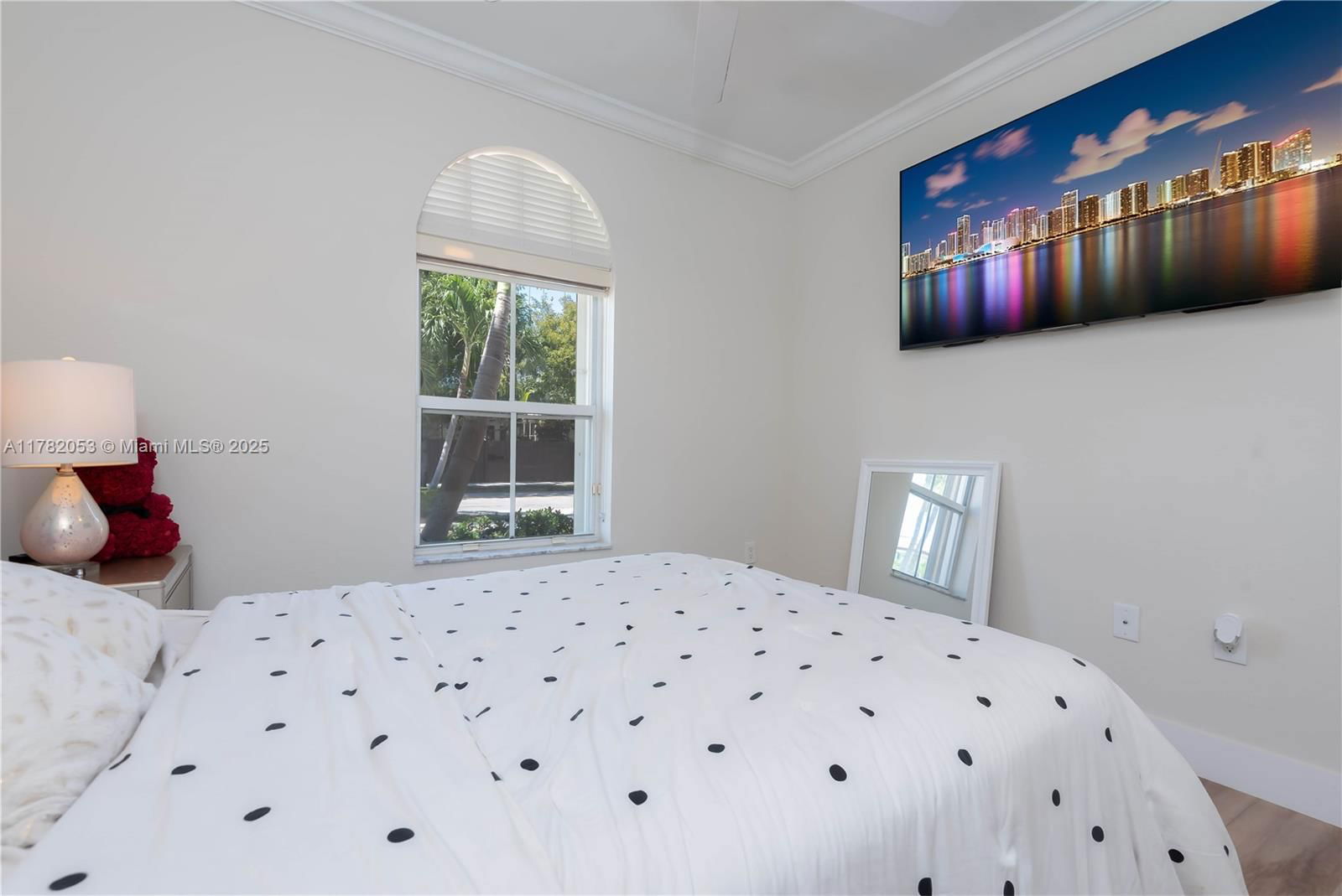 Real estate property located at 7803 111th Ct, Miami-dade, Islands At Doral 1st Addn, Doral, FL