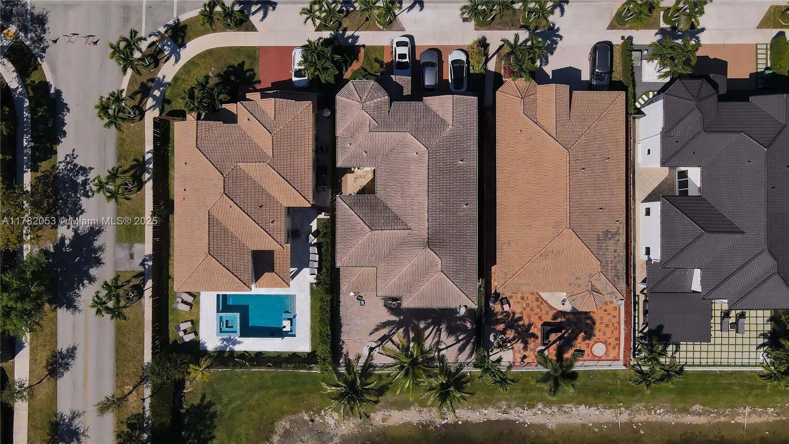 Real estate property located at 7803 111th Ct, Miami-dade, Islands At Doral 1st Addn, Doral, FL