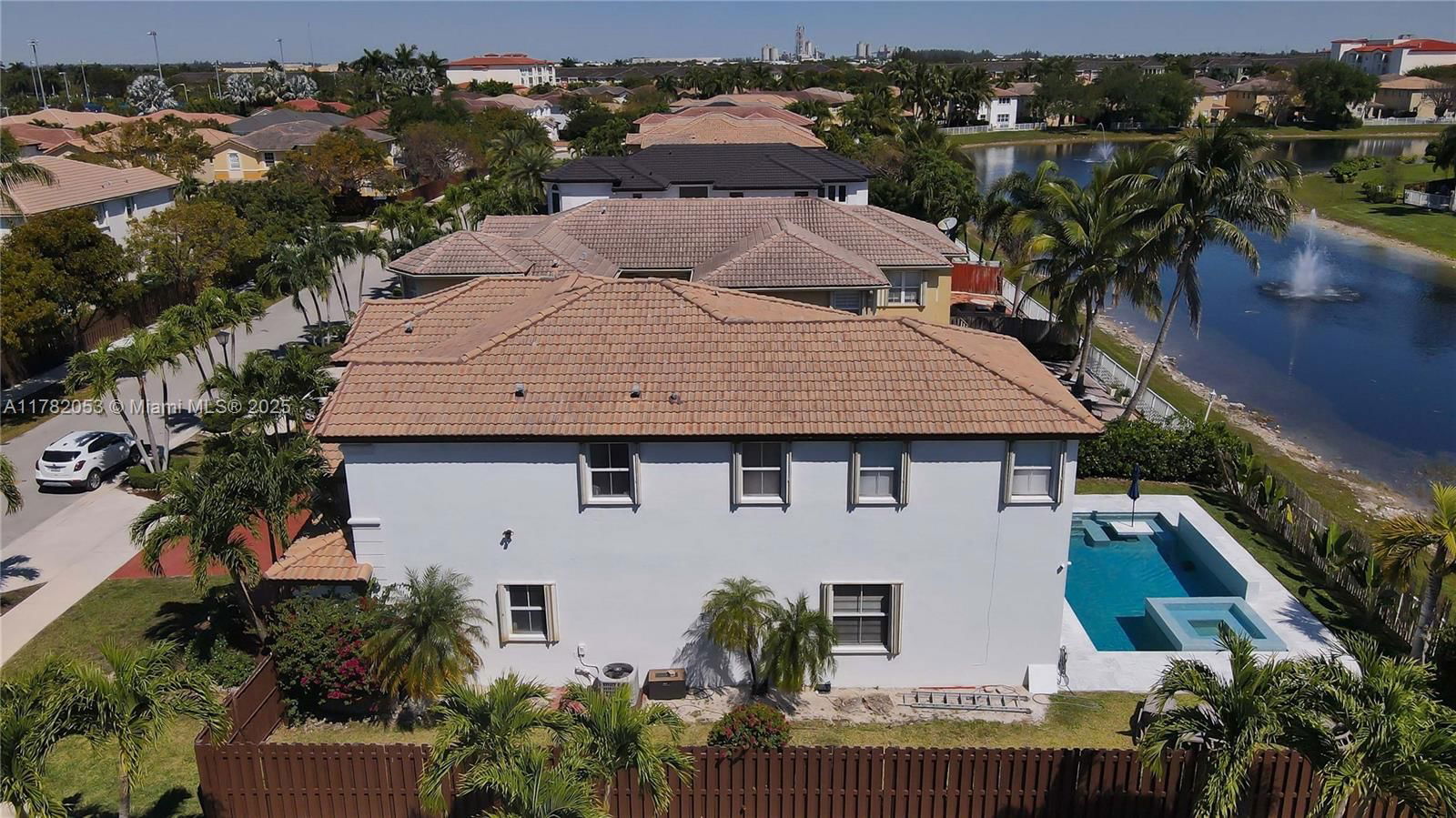 Real estate property located at 7803 111th Ct, Miami-dade, Islands At Doral 1st Addn, Doral, FL