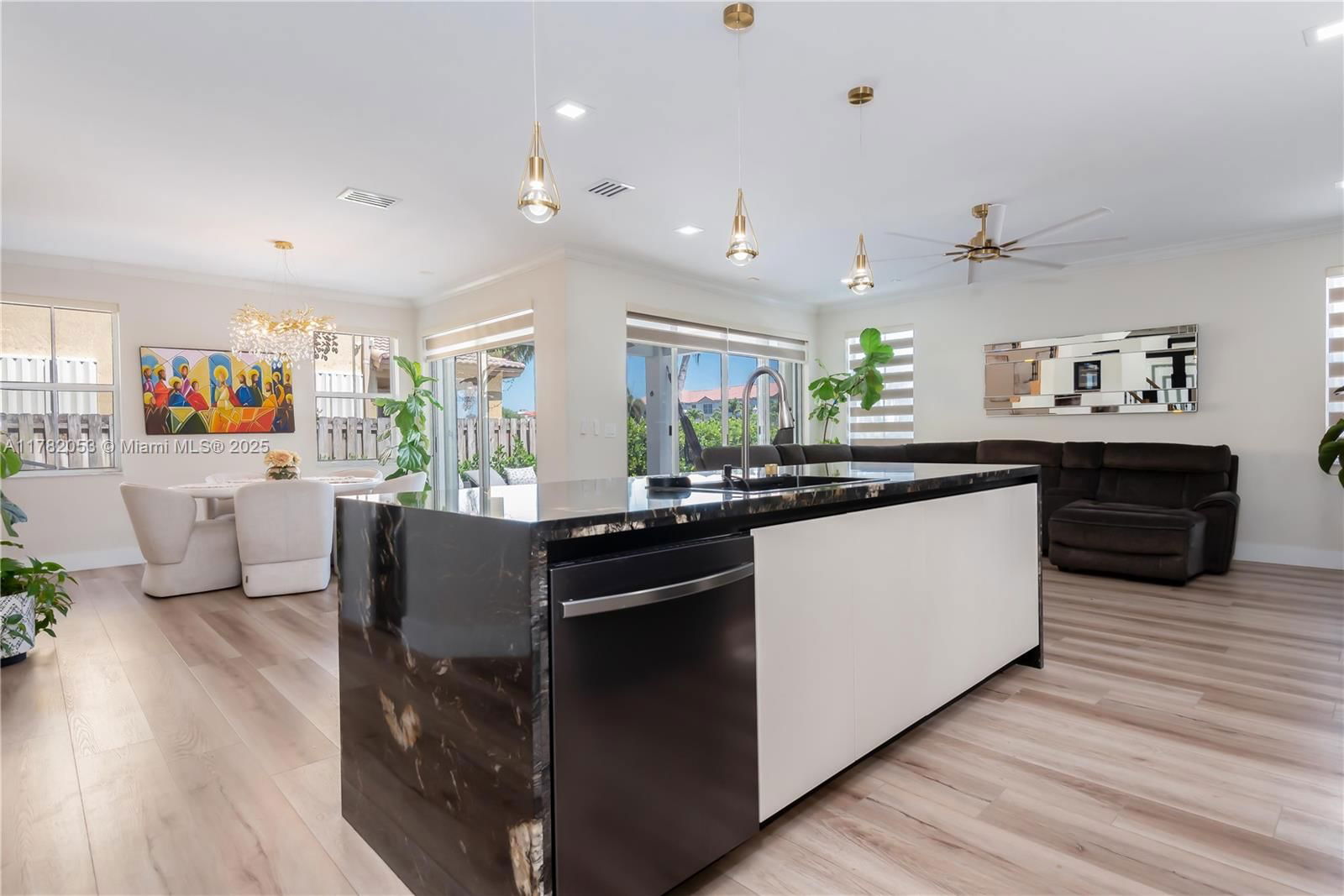 Real estate property located at 7803 111th Ct, Miami-dade, Islands At Doral 1st Addn, Doral, FL