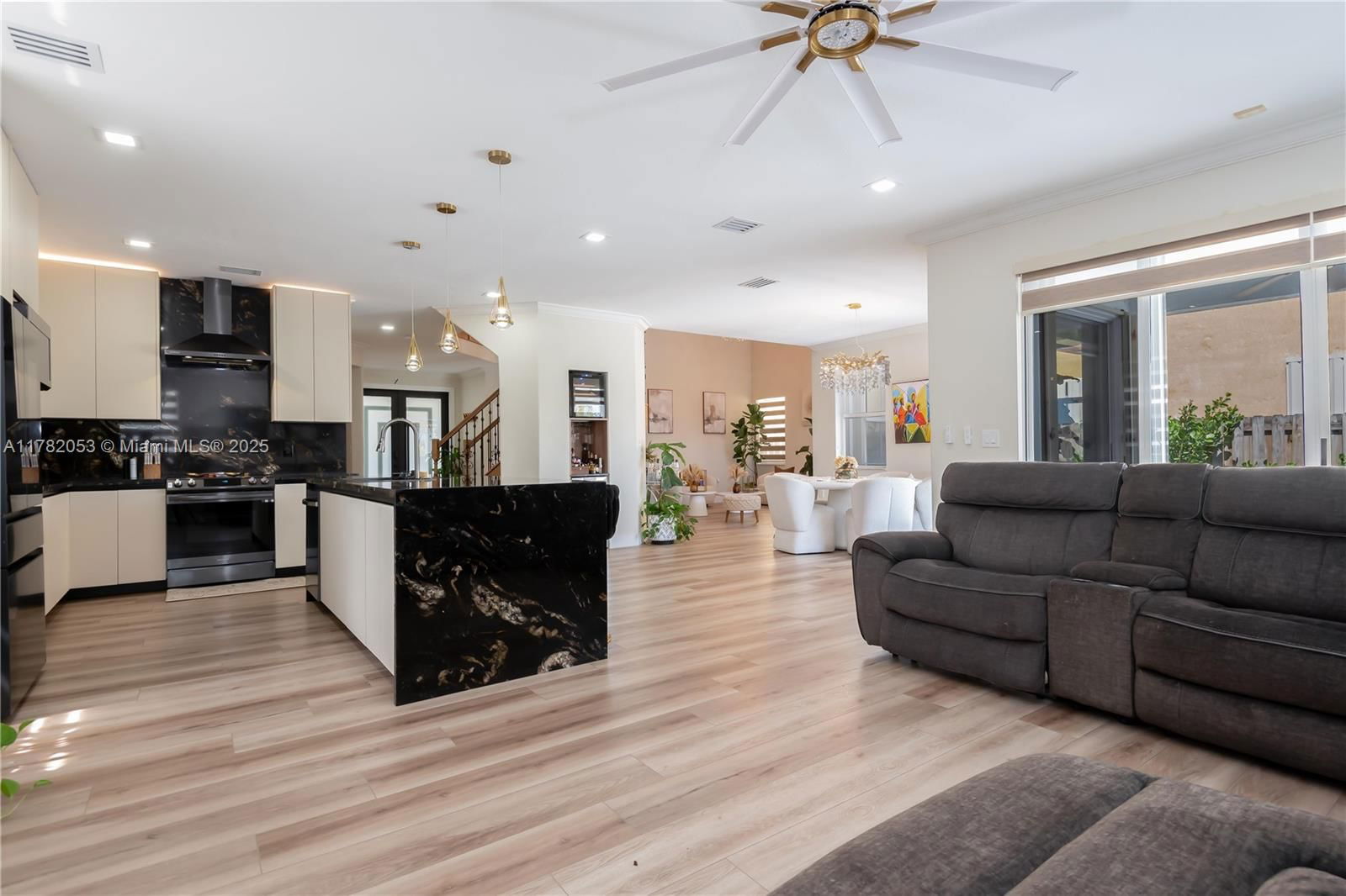 Real estate property located at 7803 111th Ct, Miami-dade, Islands At Doral 1st Addn, Doral, FL