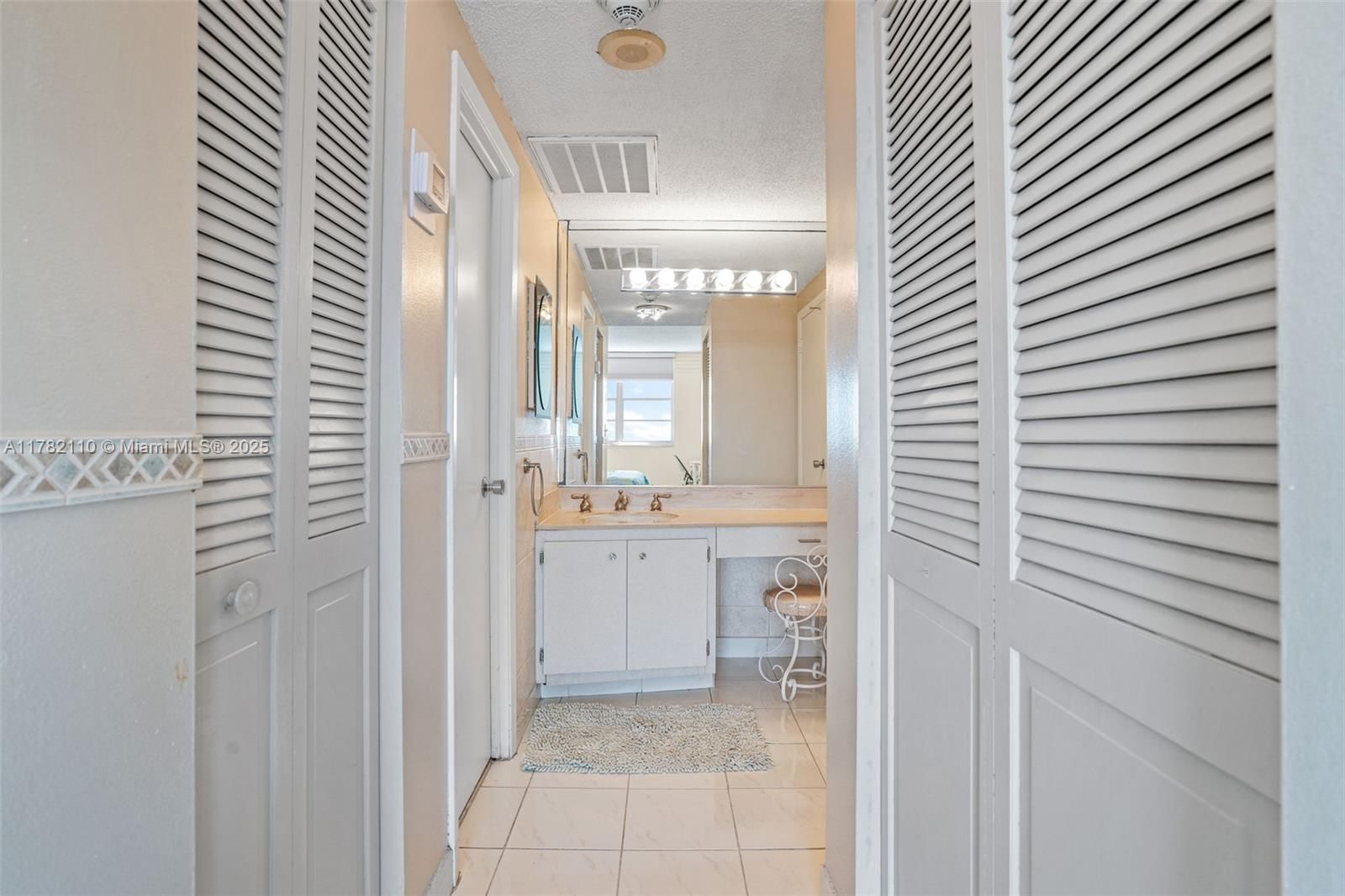 Real estate property located at 500 Bayview Dr #1418, Miami-dade, Arlen House West Condo, Sunny Isles Beach, FL