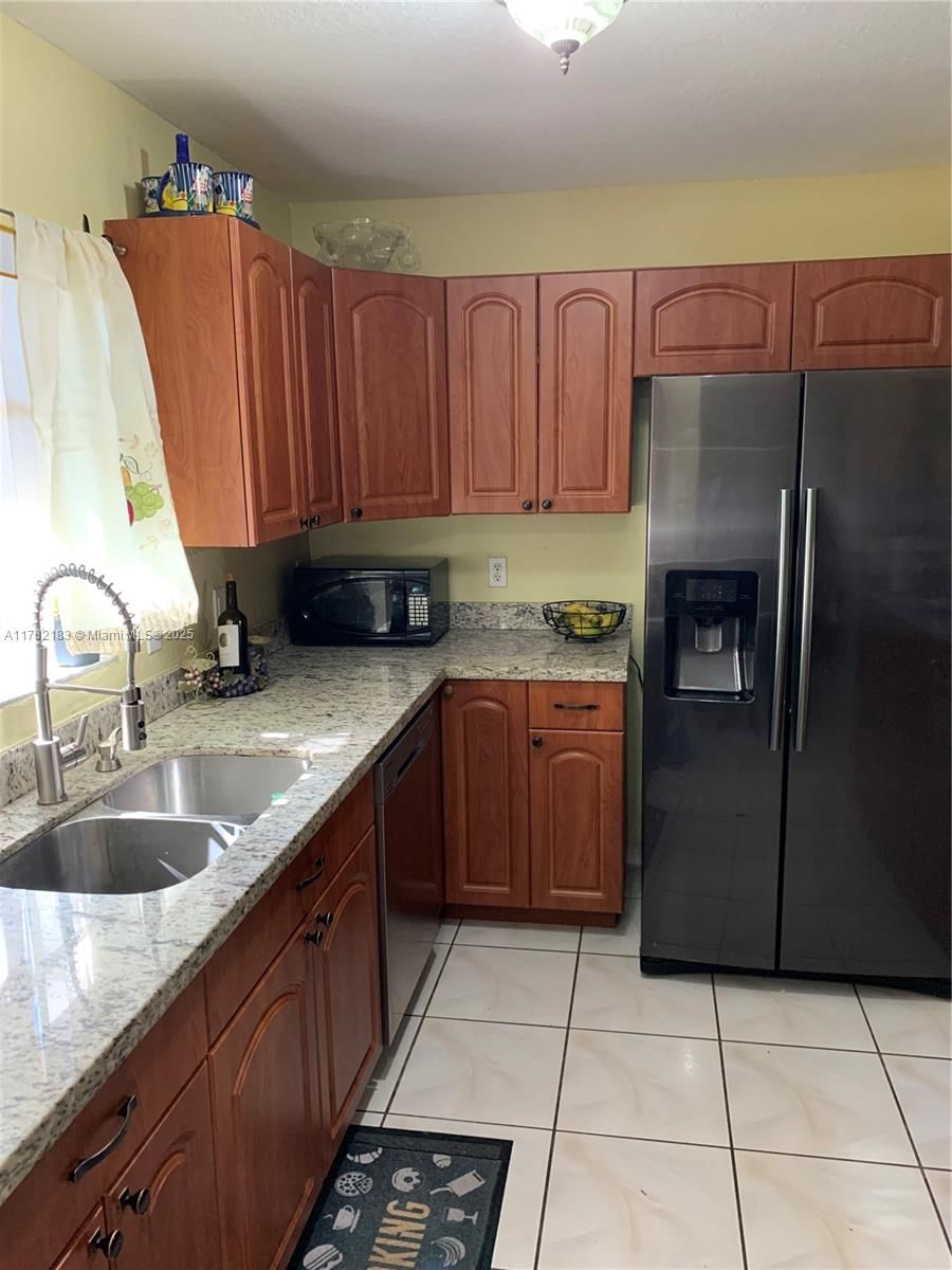 Real estate property located at 333 3rd Ave, Miami-dade, Fiske Manor Addn To Homes, Homestead, FL
