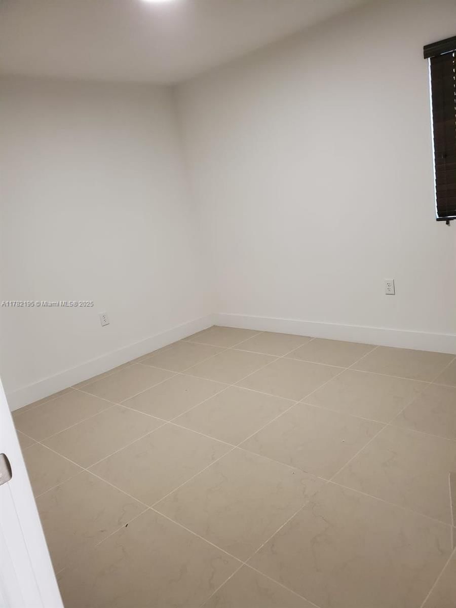 Real estate property located at 2925 93rd St, Miami-dade, The Tropics Amd, Miami, FL