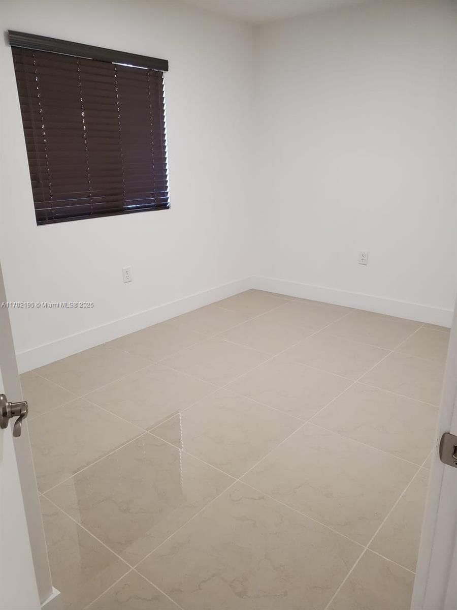 Real estate property located at 2925 93rd St, Miami-dade, The Tropics Amd, Miami, FL