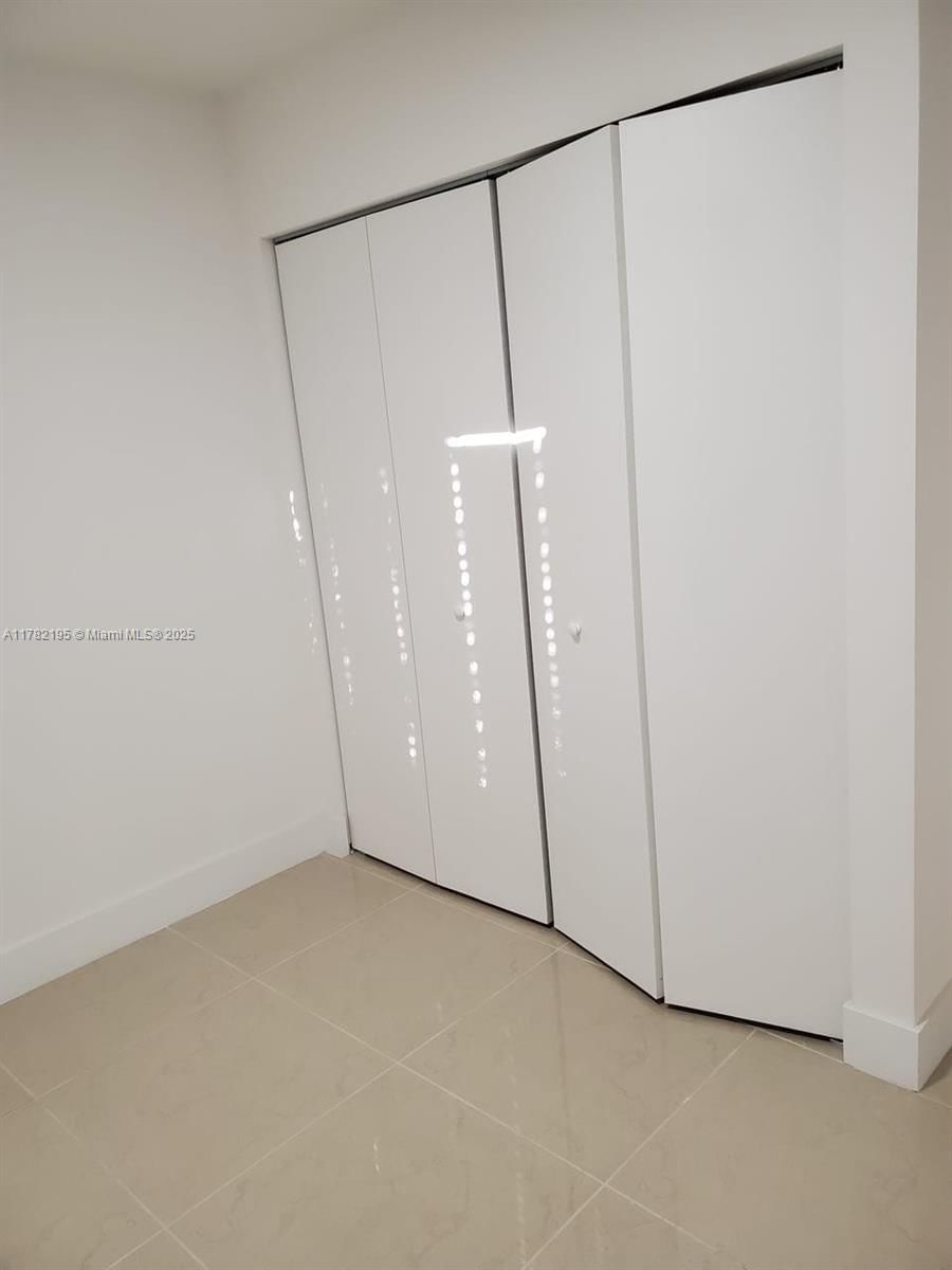 Real estate property located at 2925 93rd St, Miami-dade, The Tropics Amd, Miami, FL