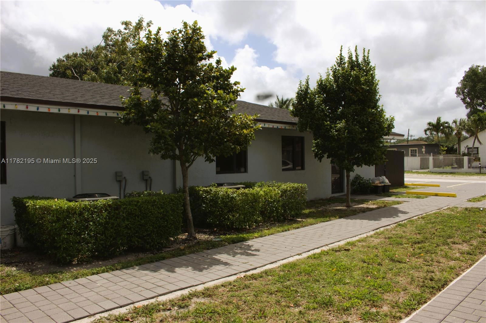 Real estate property located at 2925 93rd St, Miami-dade, The Tropics Amd, Miami, FL