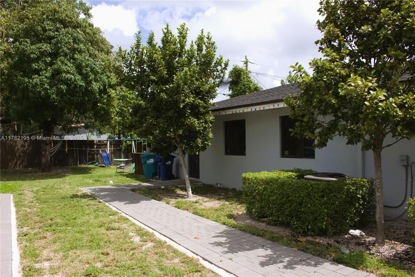 Real estate property located at 2925 93rd St, Miami-dade, The Tropics Amd, Miami, FL