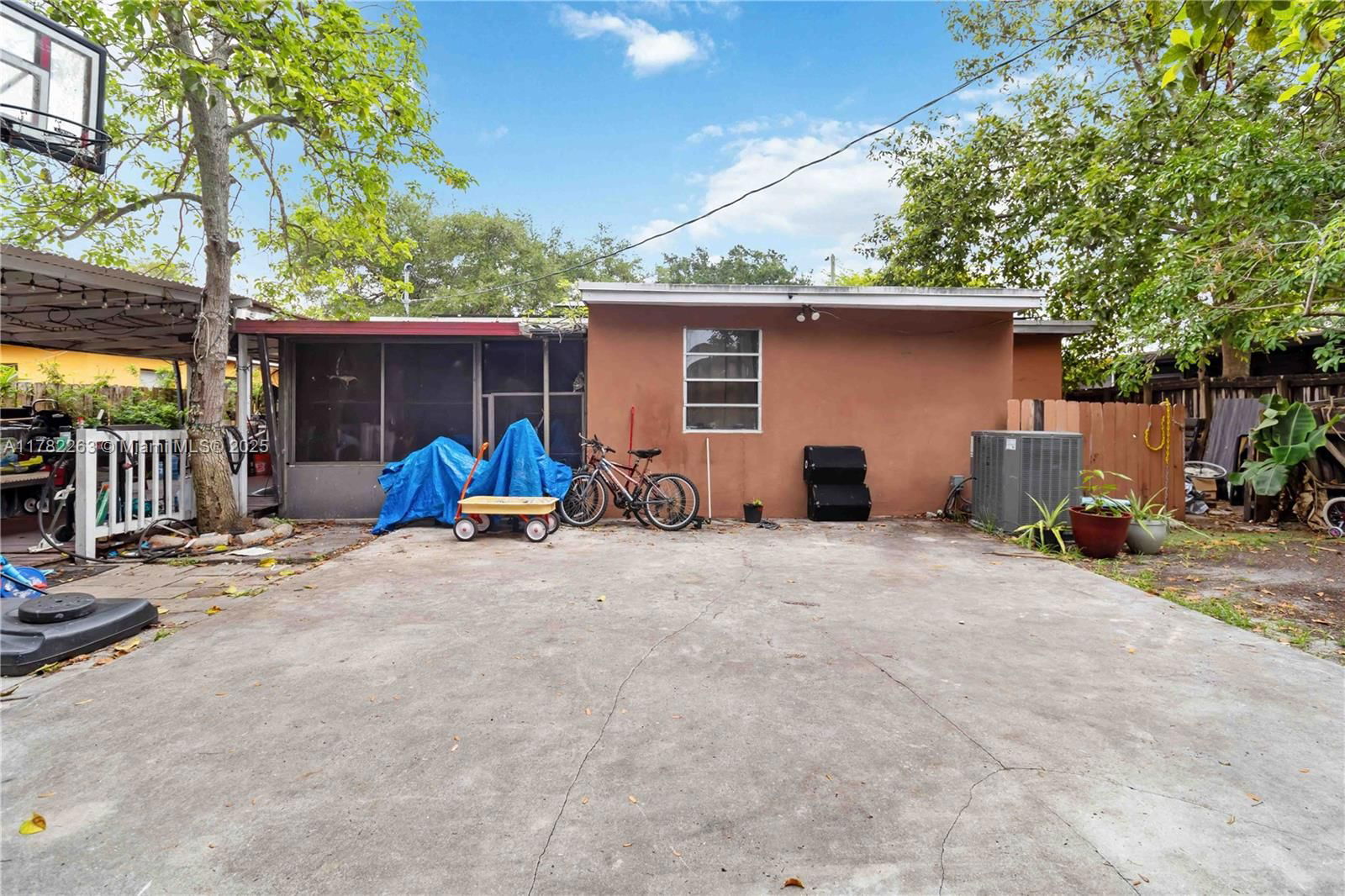 Real estate property located at 6328 Garfield St, Broward, Hollywood Suburbs, Hollywood, FL