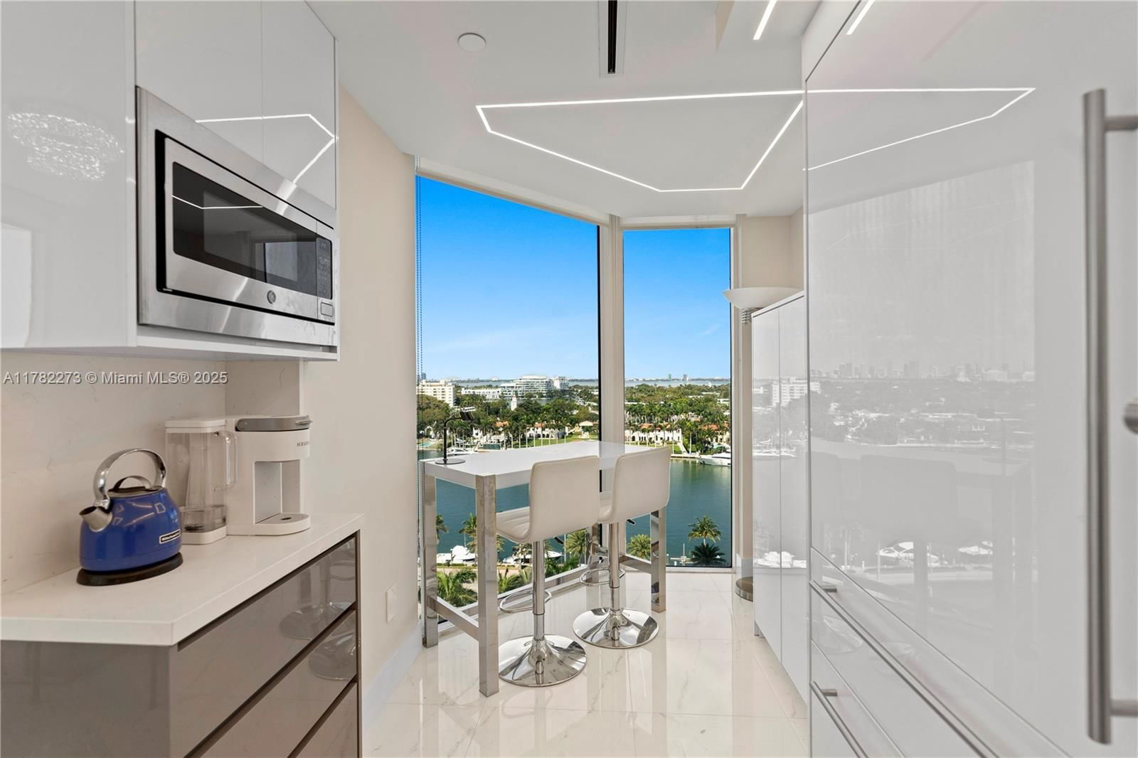 Real estate property located at 4779 Collins Ave #1205, Miami-dade, Blue Diamond Condo, Miami Beach, FL