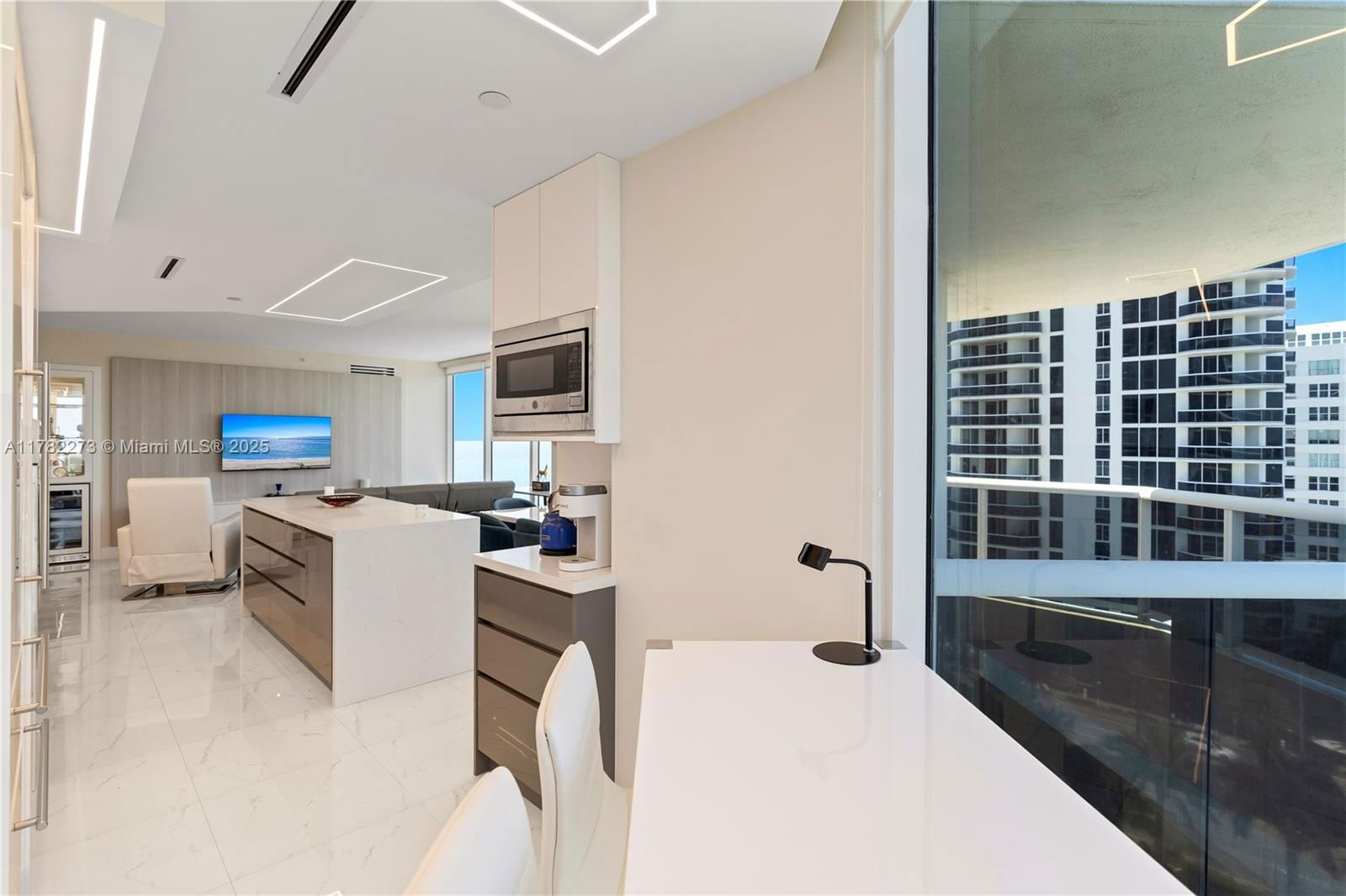 Real estate property located at 4779 Collins Ave #1205, Miami-dade, Blue Diamond Condo, Miami Beach, FL