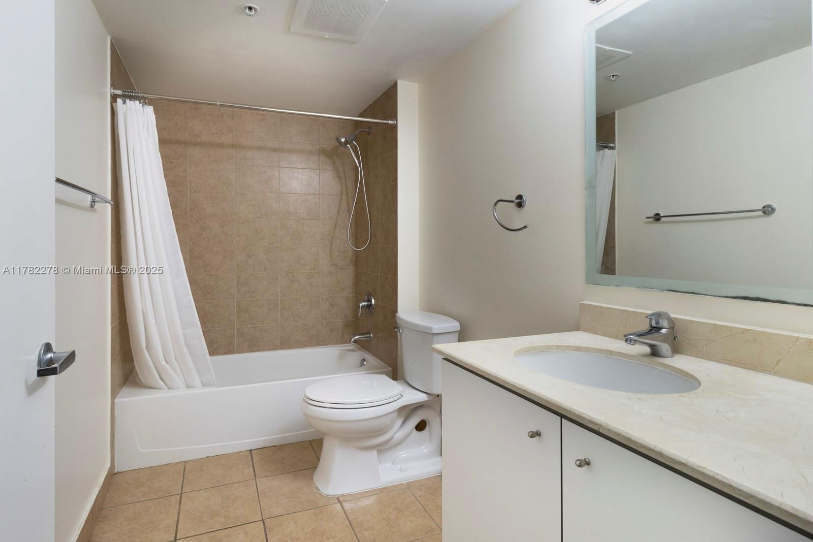 Real estate property located at 9055 73 CT #1807, Miami-dade, Metropolis I At Dadeland, Miami, FL
