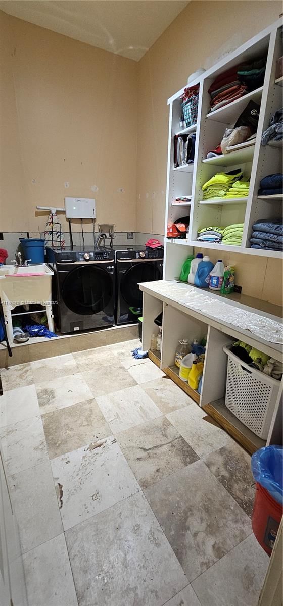 Real estate property located at 19330 134th Ct, Miami-dade, Kristina Estates, Miami, FL
