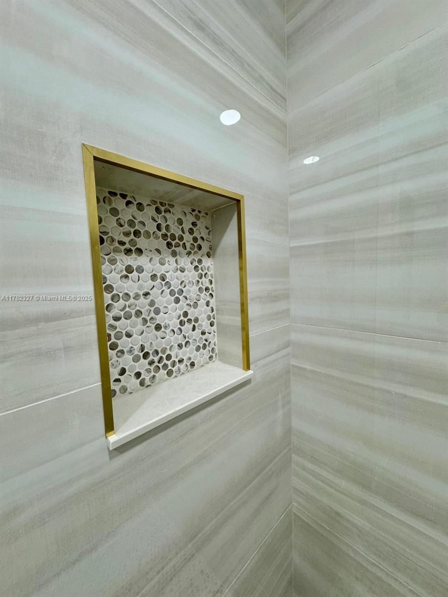 Real estate property located at 461 Plover Ave, Miami-dade, Cinema Park Country Club, Miami Springs, FL