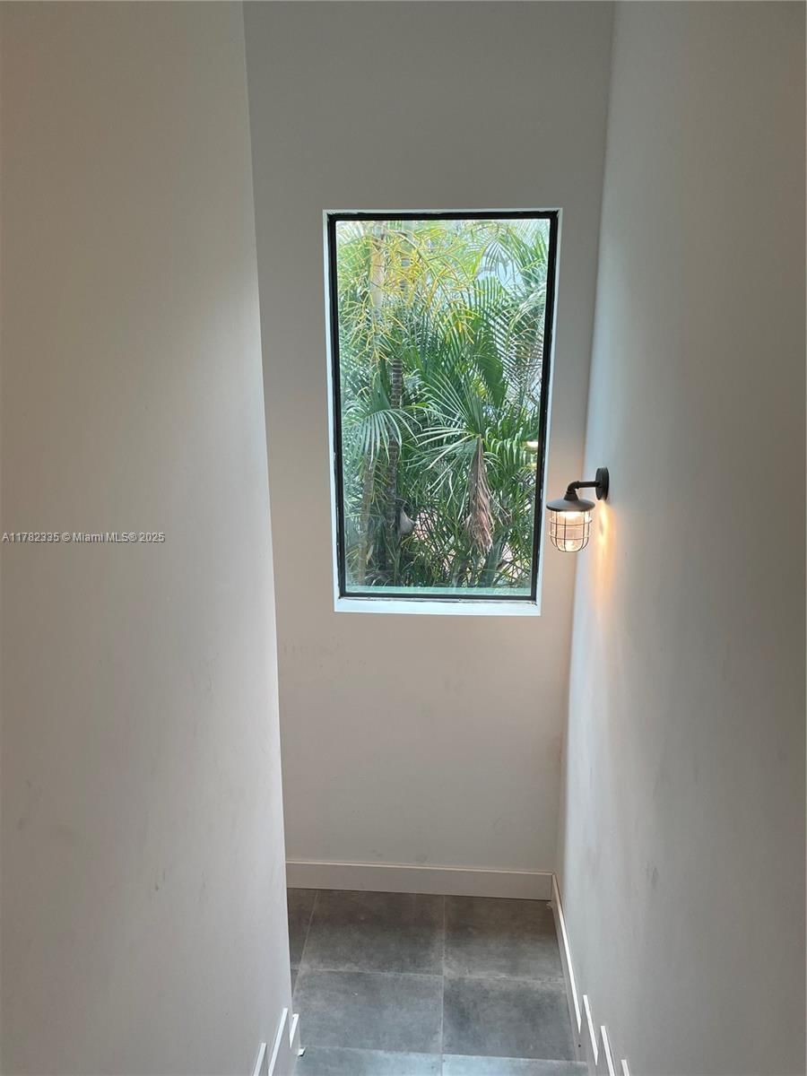 Real estate property located at 2735-2737 2nd St, Miami-dade, Central Park, Miami, FL