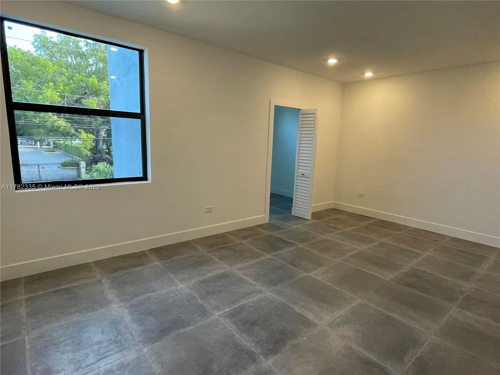 Real estate property located at 2735-2737 2nd St, Miami-dade, Central Park, Miami, FL