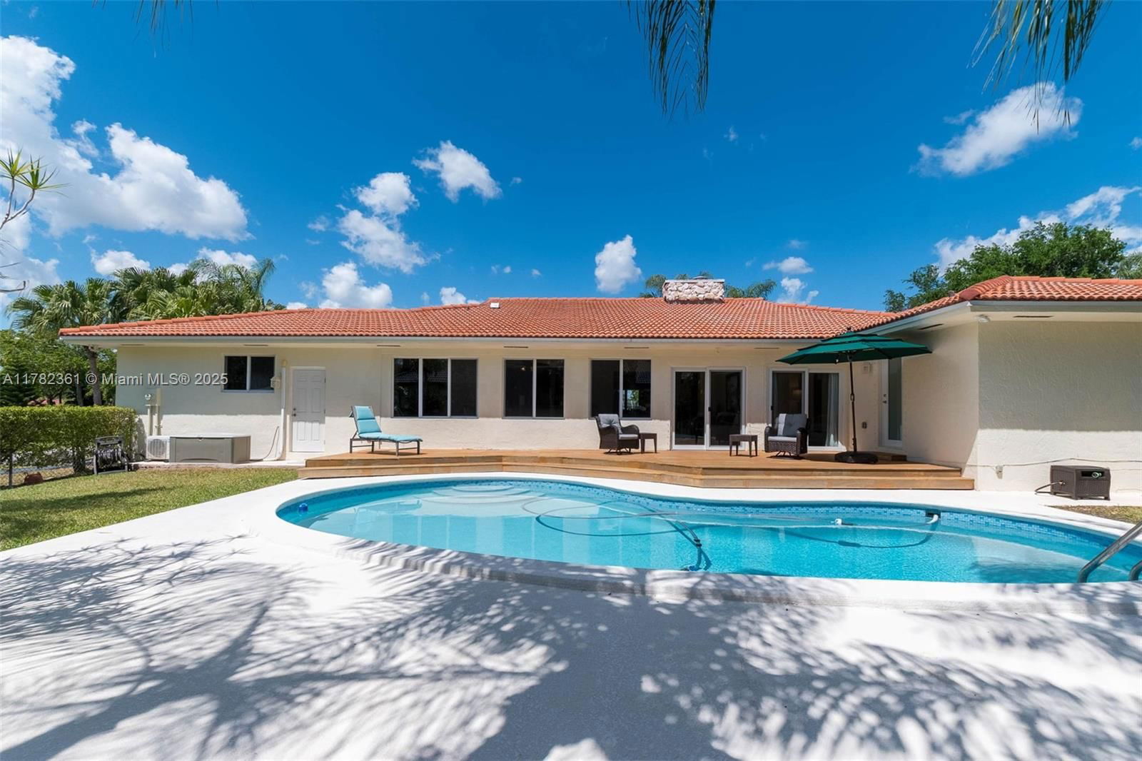 Real estate property located at 8330 176th St, Miami-dade, Old Cutler Shores, Palmetto Bay, FL