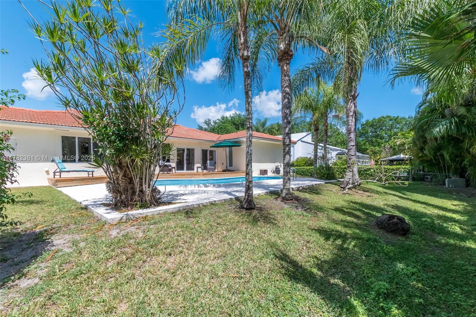 Real estate property located at 8330 176th St, Miami-dade, Old Cutler Shores, Palmetto Bay, FL