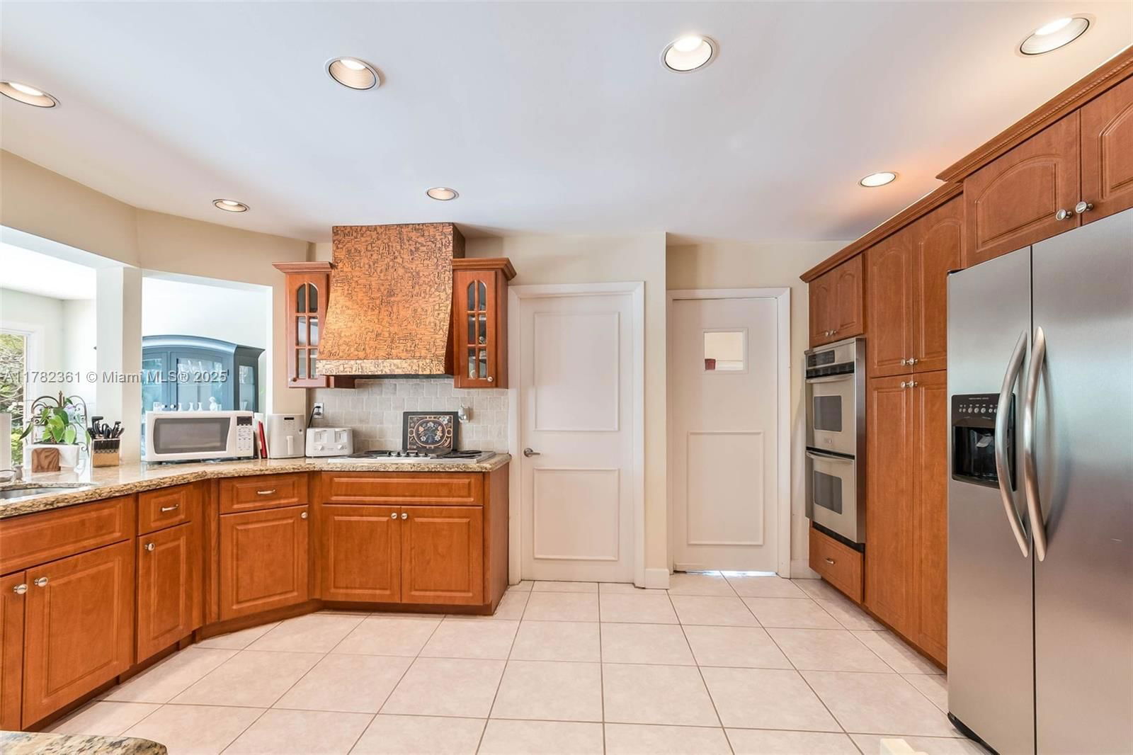 Real estate property located at 8330 176th St, Miami-dade, Old Cutler Shores, Palmetto Bay, FL