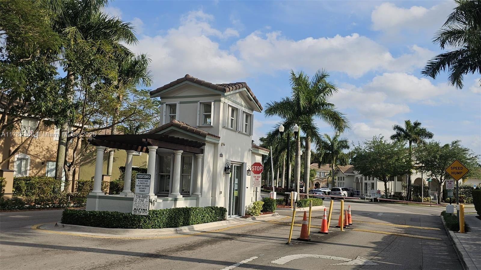 Real estate property located at 1012 23rd Ave, Miami-dade, Shores At Keys Gate, Homestead, FL
