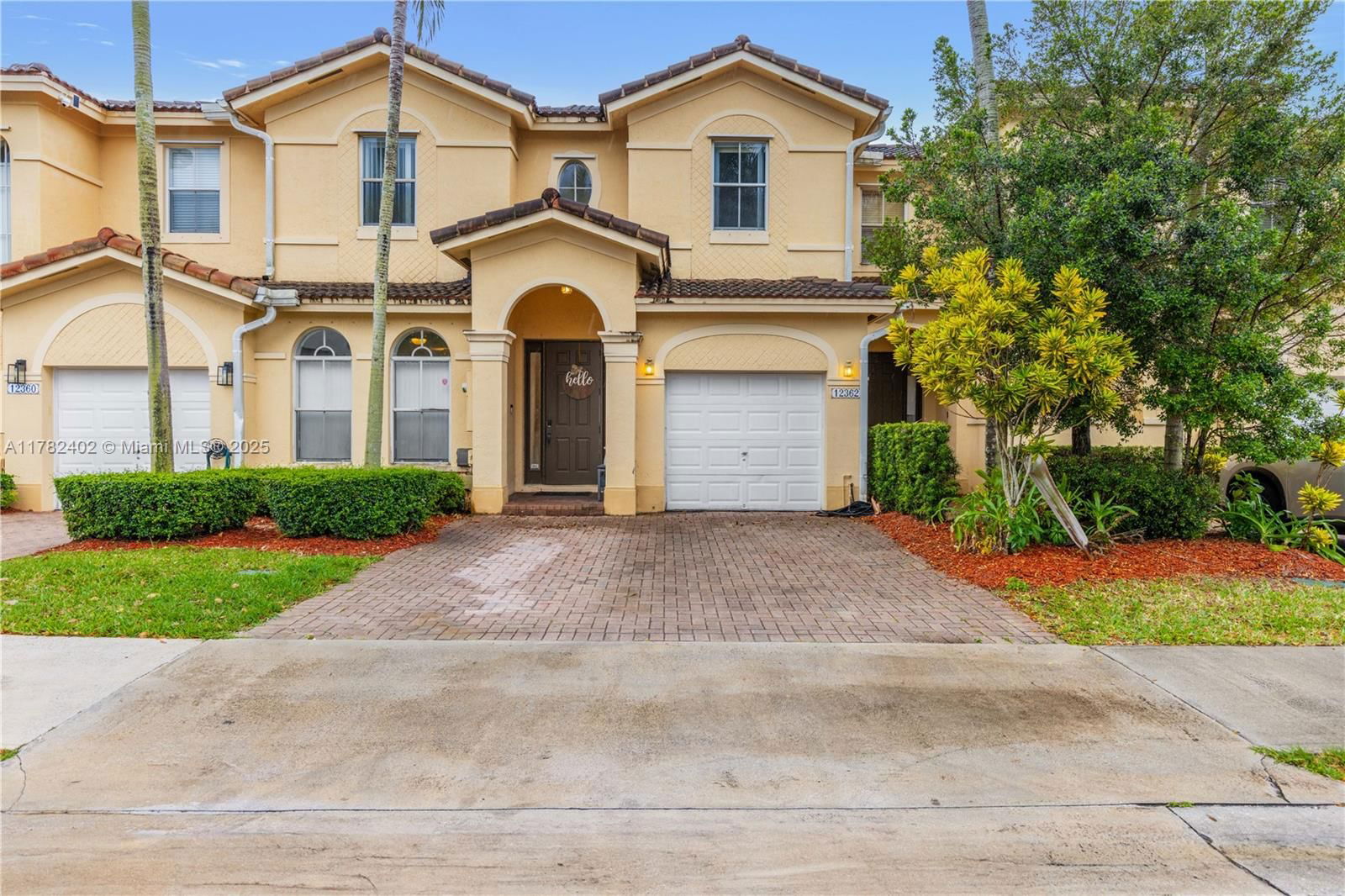 Real estate property located at 12362 122nd St, Miami-dade, Kendall Breeze, Miami, FL