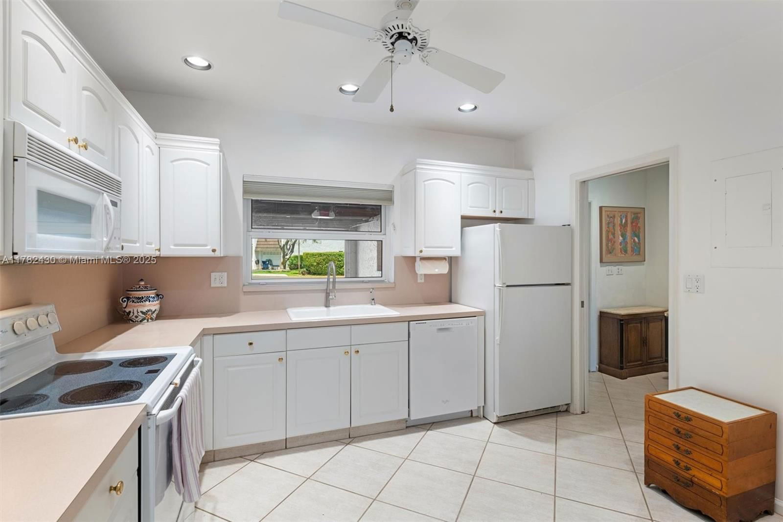 Real estate property located at 9024 62nd Ter #6-C, Miami-dade, Hilltop Condo, Miami, FL