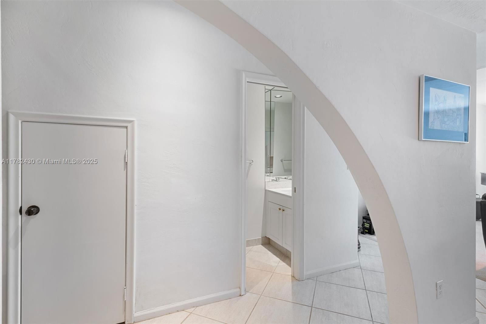 Real estate property located at 9024 62nd Ter #6-C, Miami-dade, Hilltop Condo, Miami, FL