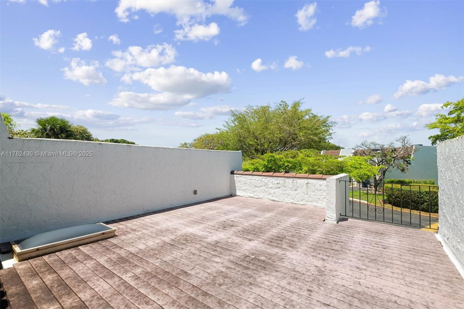 Real estate property located at 9024 62nd Ter #6-C, Miami-dade, Hilltop Condo, Miami, FL