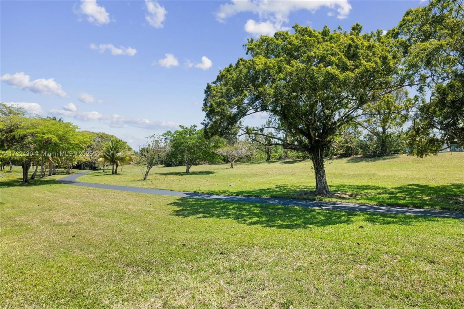 Real estate property located at 9024 62nd Ter #6-C, Miami-dade, Hilltop Condo, Miami, FL