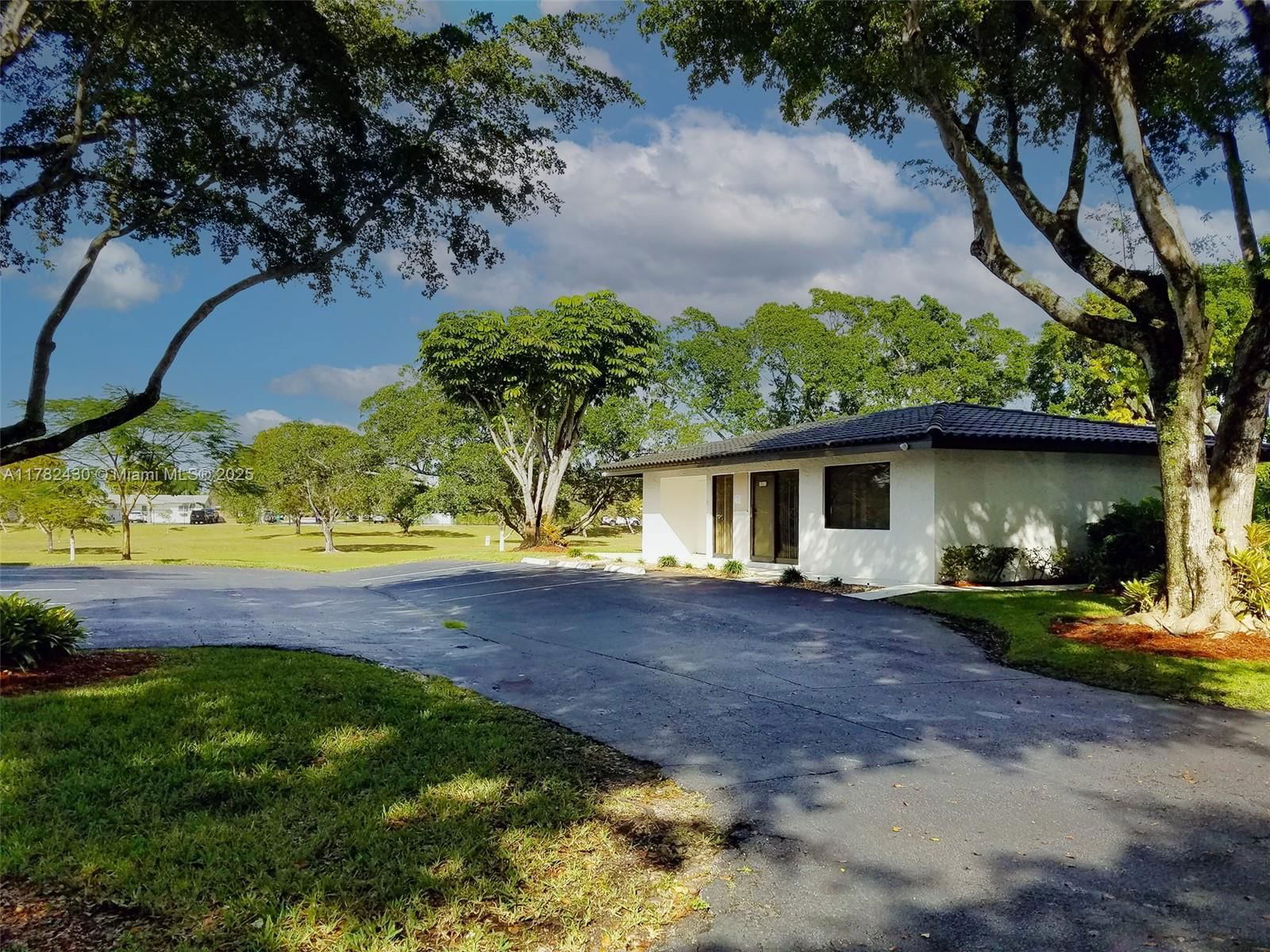 Real estate property located at 9024 62nd Ter #6-C, Miami-dade, Hilltop Condo, Miami, FL