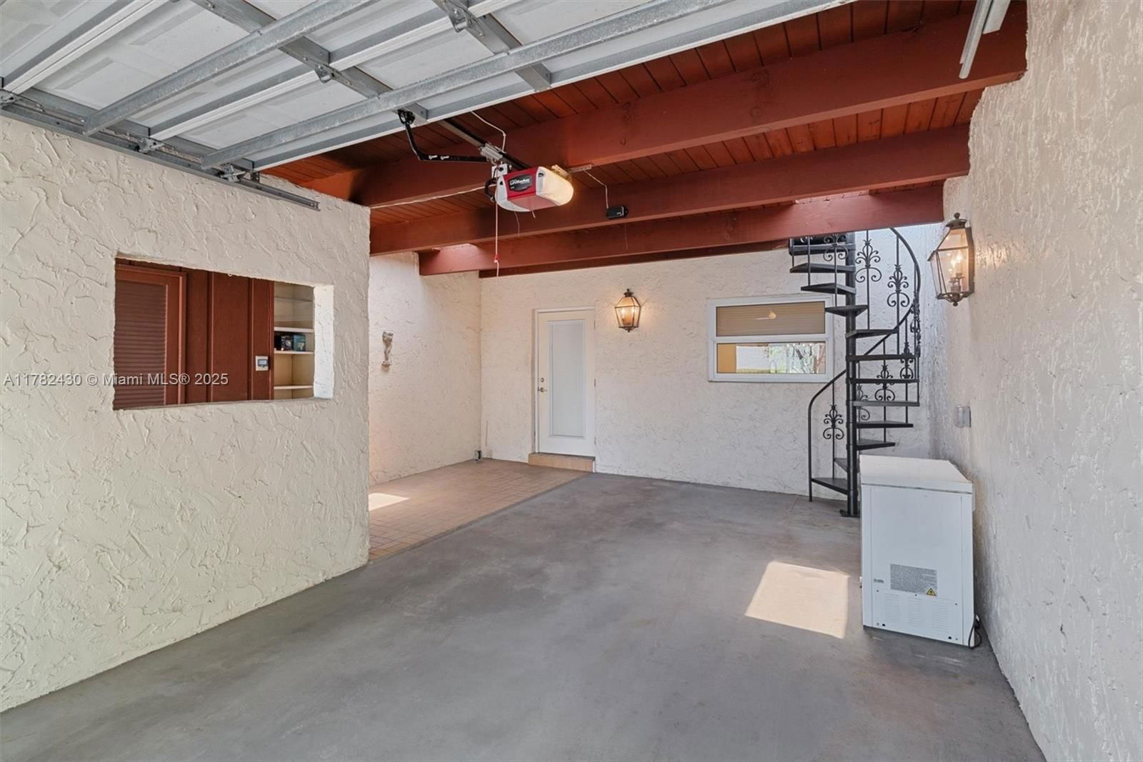 Real estate property located at 9024 62nd Ter #6-C, Miami-dade, Hilltop Condo, Miami, FL