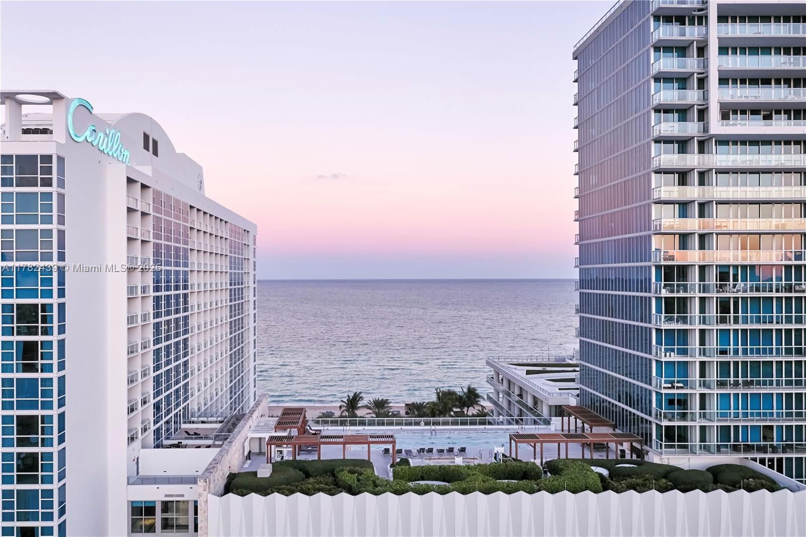 Real estate property located at 6801 Collins Ave #515, Miami-dade, Central Carillon Beach Co, Miami Beach, FL