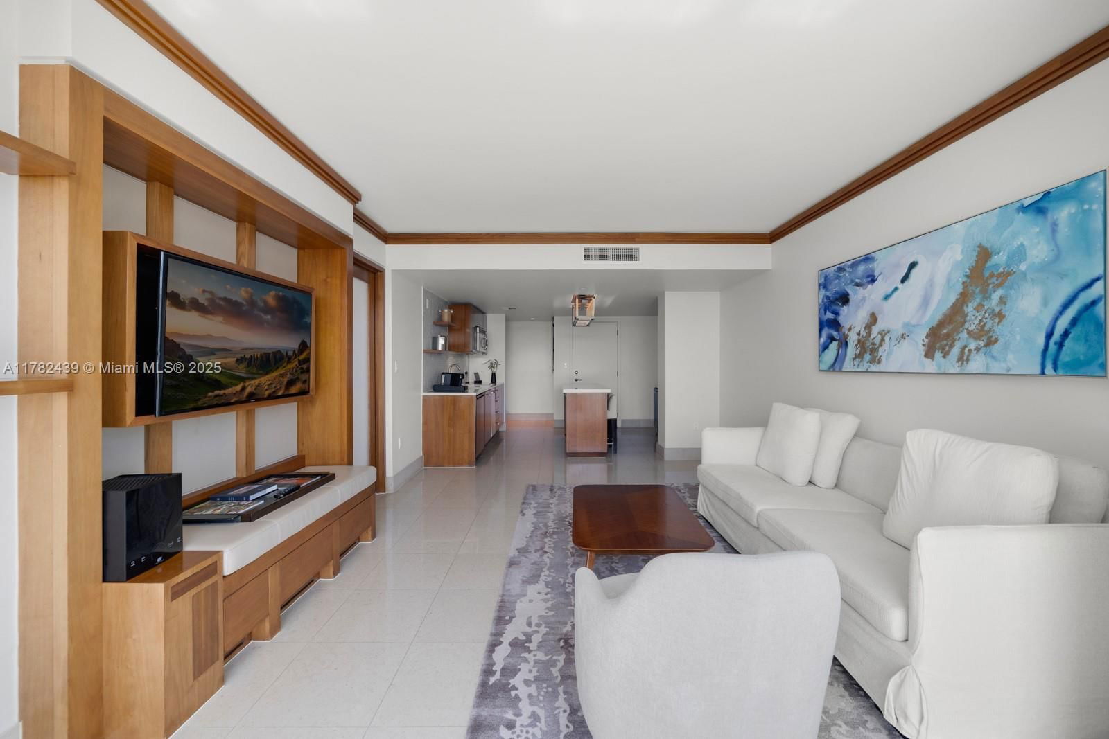Real estate property located at 6801 Collins Ave #515, Miami-dade, Central Carillon Beach Co, Miami Beach, FL