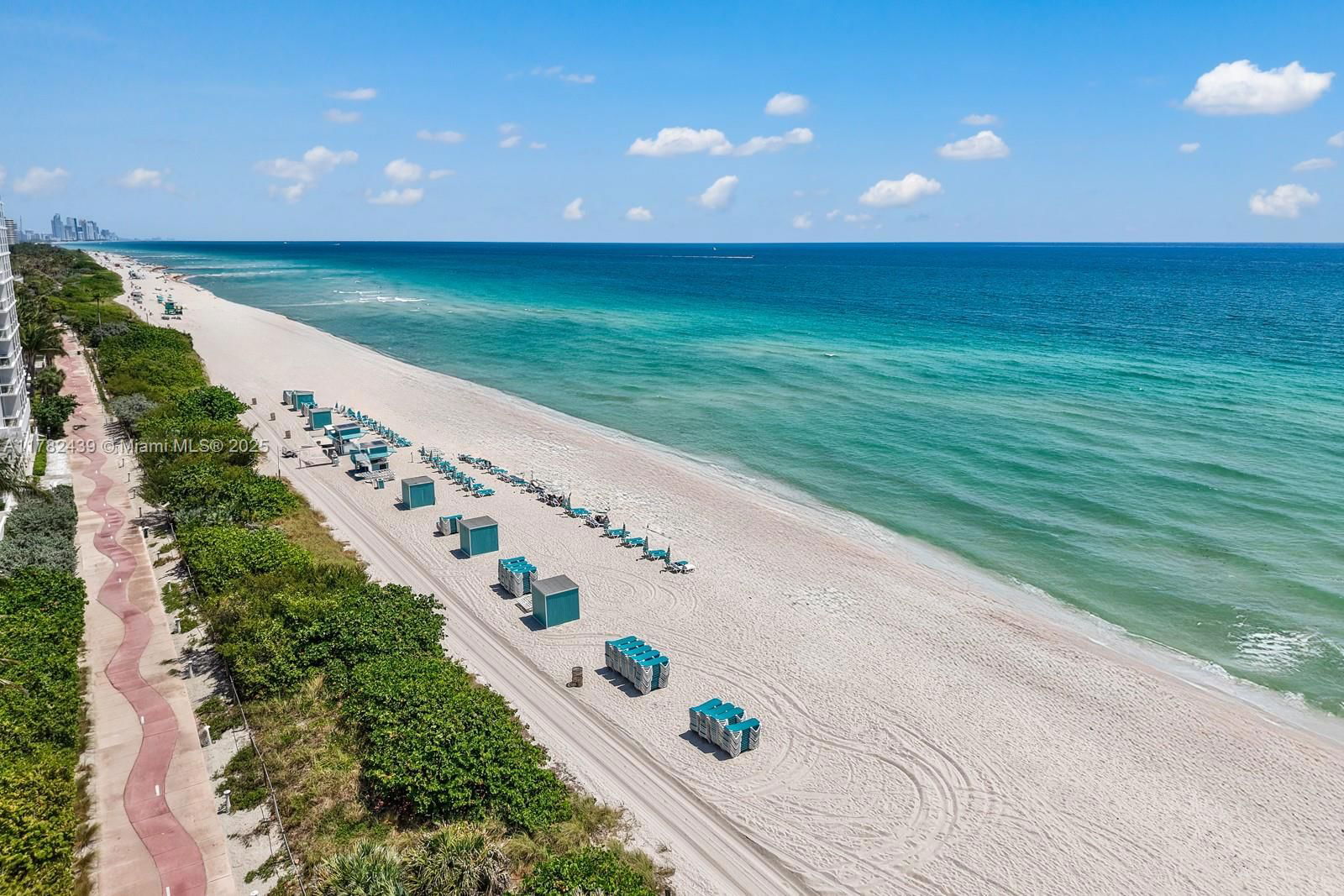Real estate property located at 6801 Collins Ave #515, Miami-dade, Central Carillon Beach Co, Miami Beach, FL