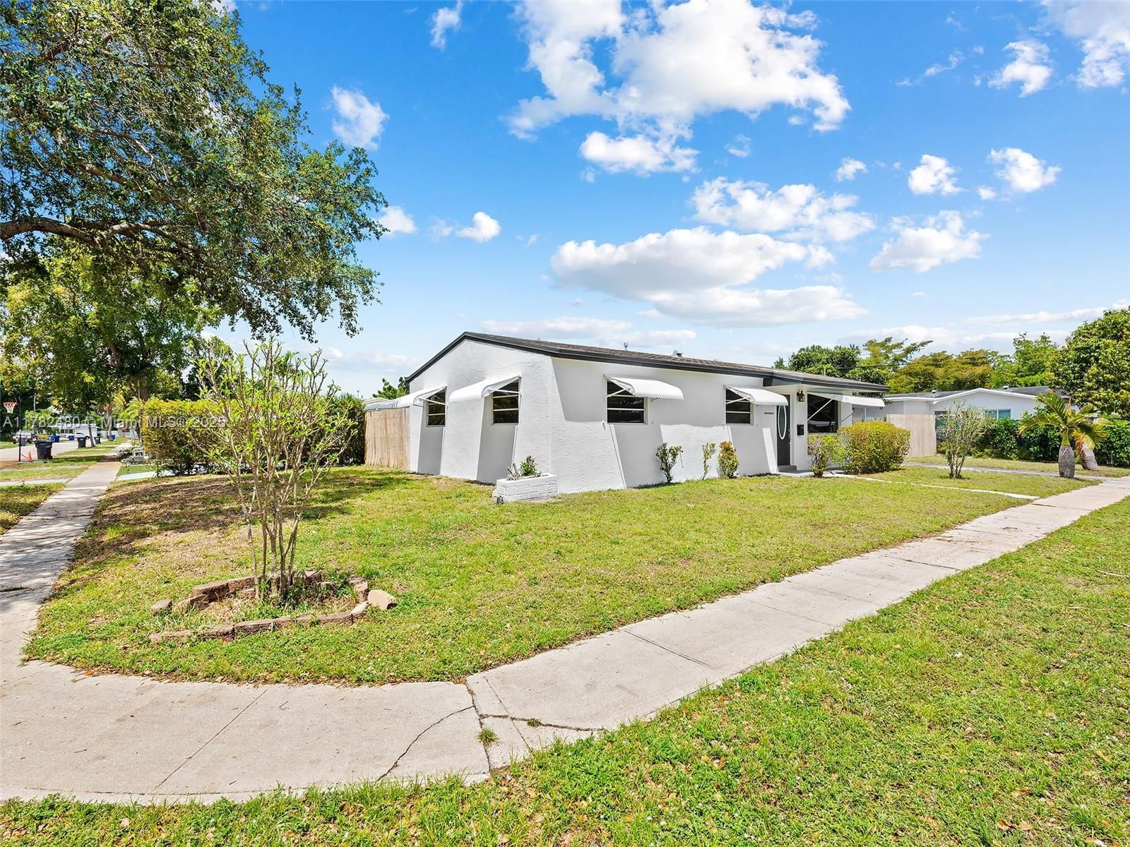 Real estate property located at 7501 Lincoln St, Broward, Boulevard Heights Sec 2, Hollywood, FL