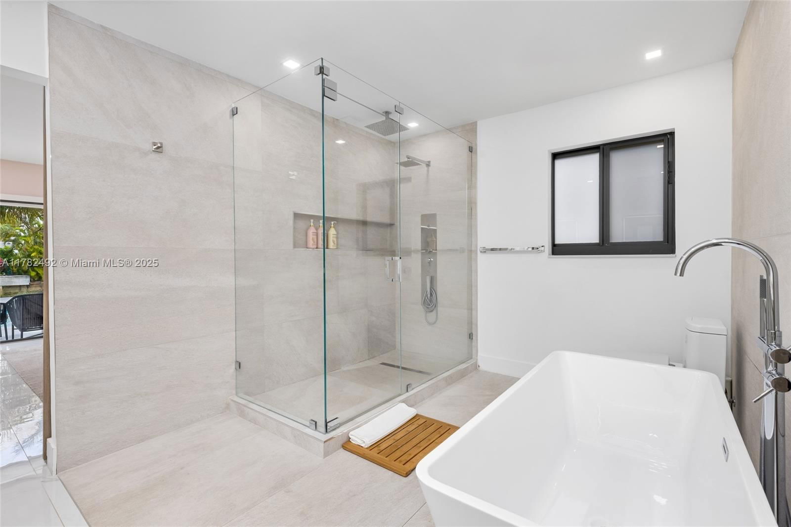 Real estate property located at 2841 55th St, Broward, Landings First Sec, Fort Lauderdale, FL