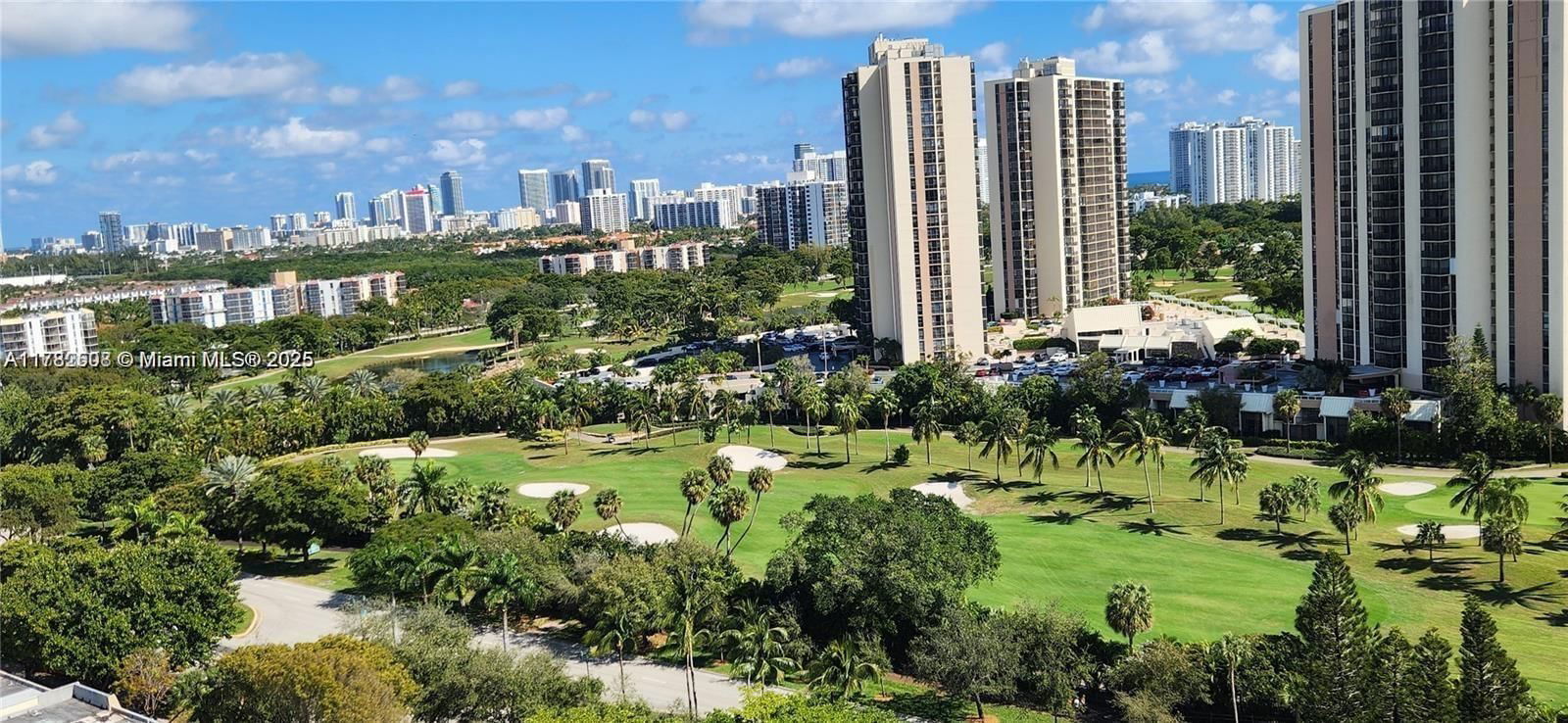 Real estate property located at 20100 Country Club Dr PH-03, Miami-dade, Bonavida Condo, Aventura, FL