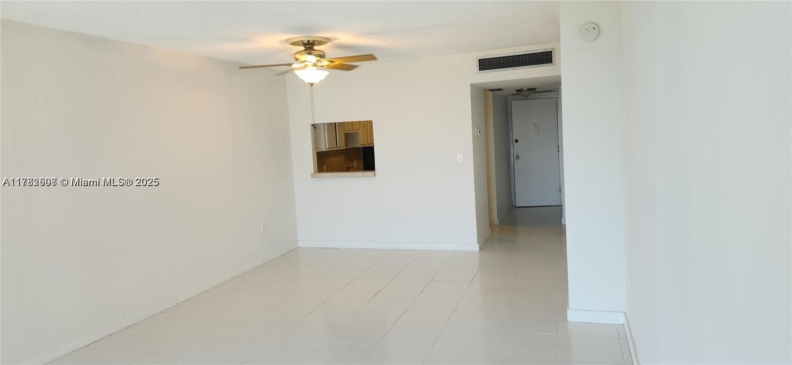 Real estate property located at 20100 Country Club Dr PH-03, Miami-dade, Bonavida Condo, Aventura, FL