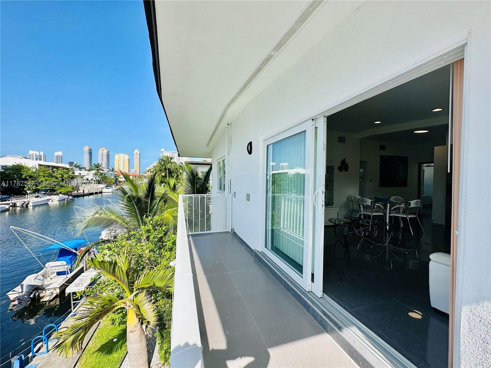Real estate property located at 3751 170th St #4, Miami-dade, Eastern Shores 2nd Addn, North Miami Beach, FL