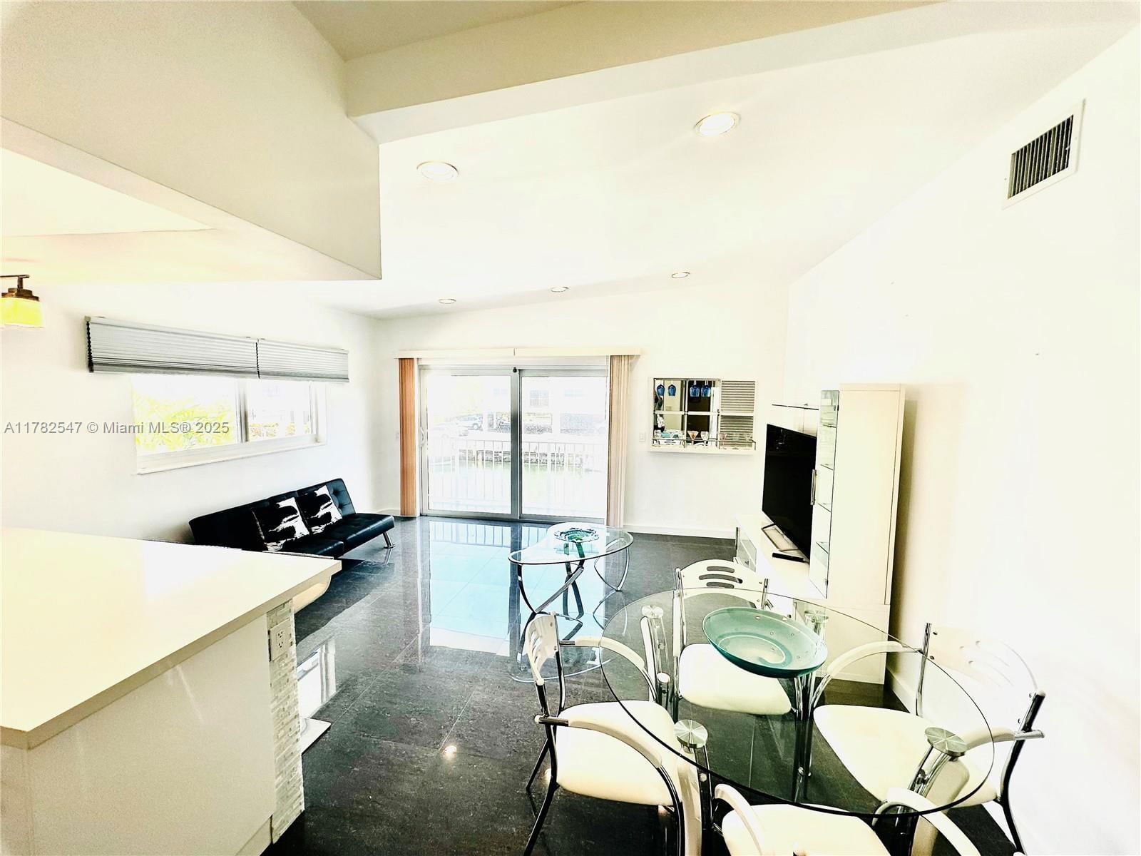 Real estate property located at 3751 170th St #4, Miami-dade, Eastern Shores 2nd Addn, North Miami Beach, FL